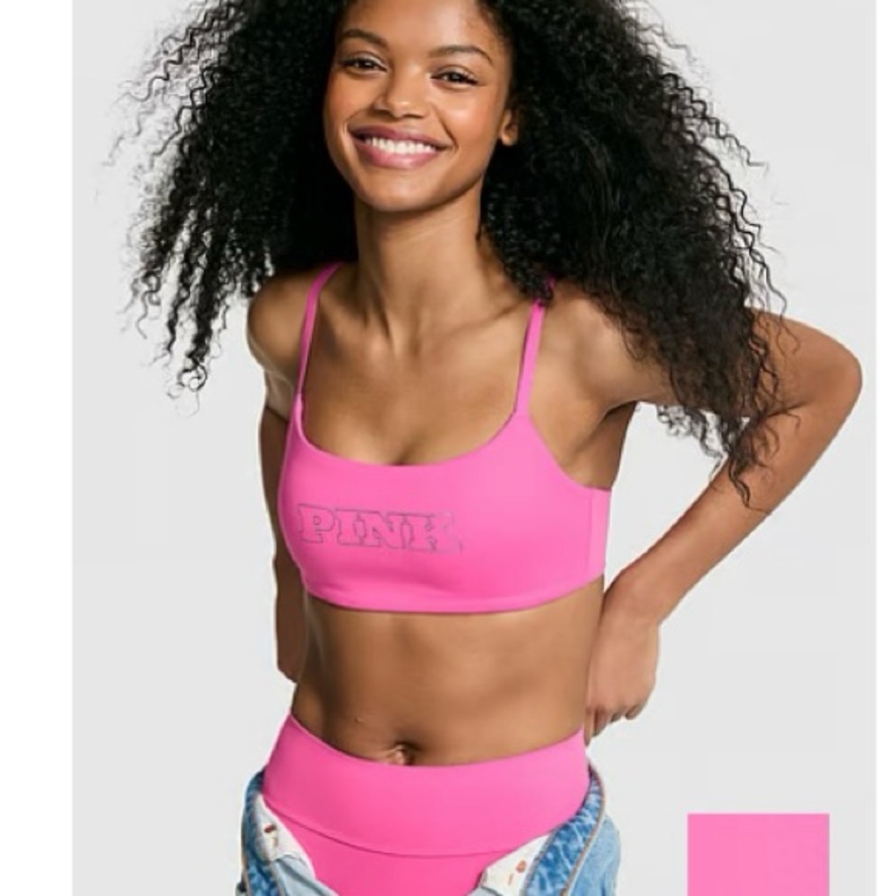 PINK by Victoria’s Secret Relay Square-Neck Sports Bra